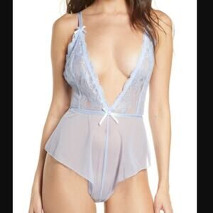 Oh La La Cheri NWT Lace Romper L/XL Brunnera Blue Short Jumpsuit